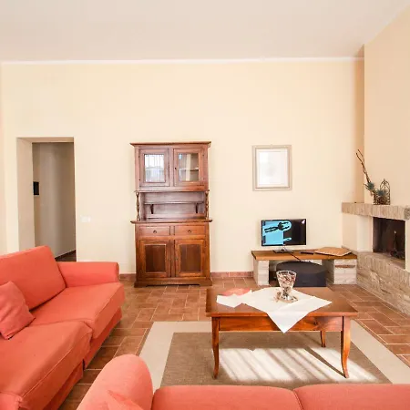 Apartment Limonaia By Interhome I Casali